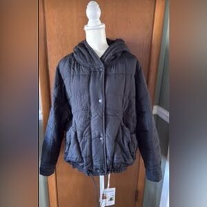 Black Quilted Hooded Puffer Jacket Size M, NWT